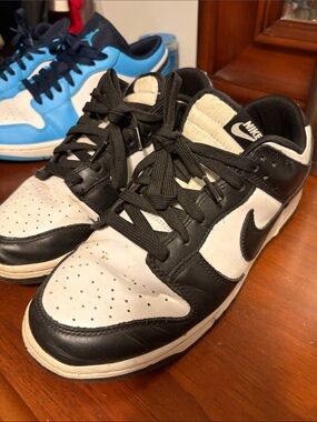 Nike Black and White Low-Top Sneakers with Swoosh
